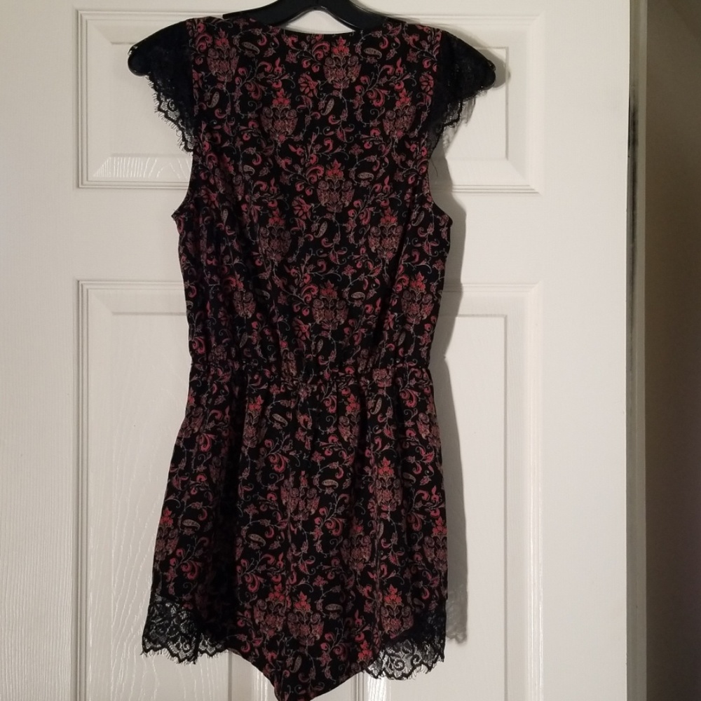 Kimichi Blue small black & red floral lace romper - Picture 6 of 7